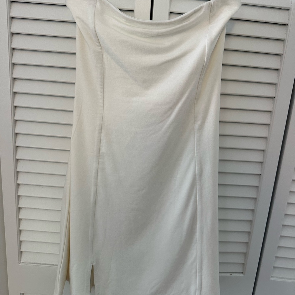 Oh Polly Strapless White Dress - Picture 5 of 5